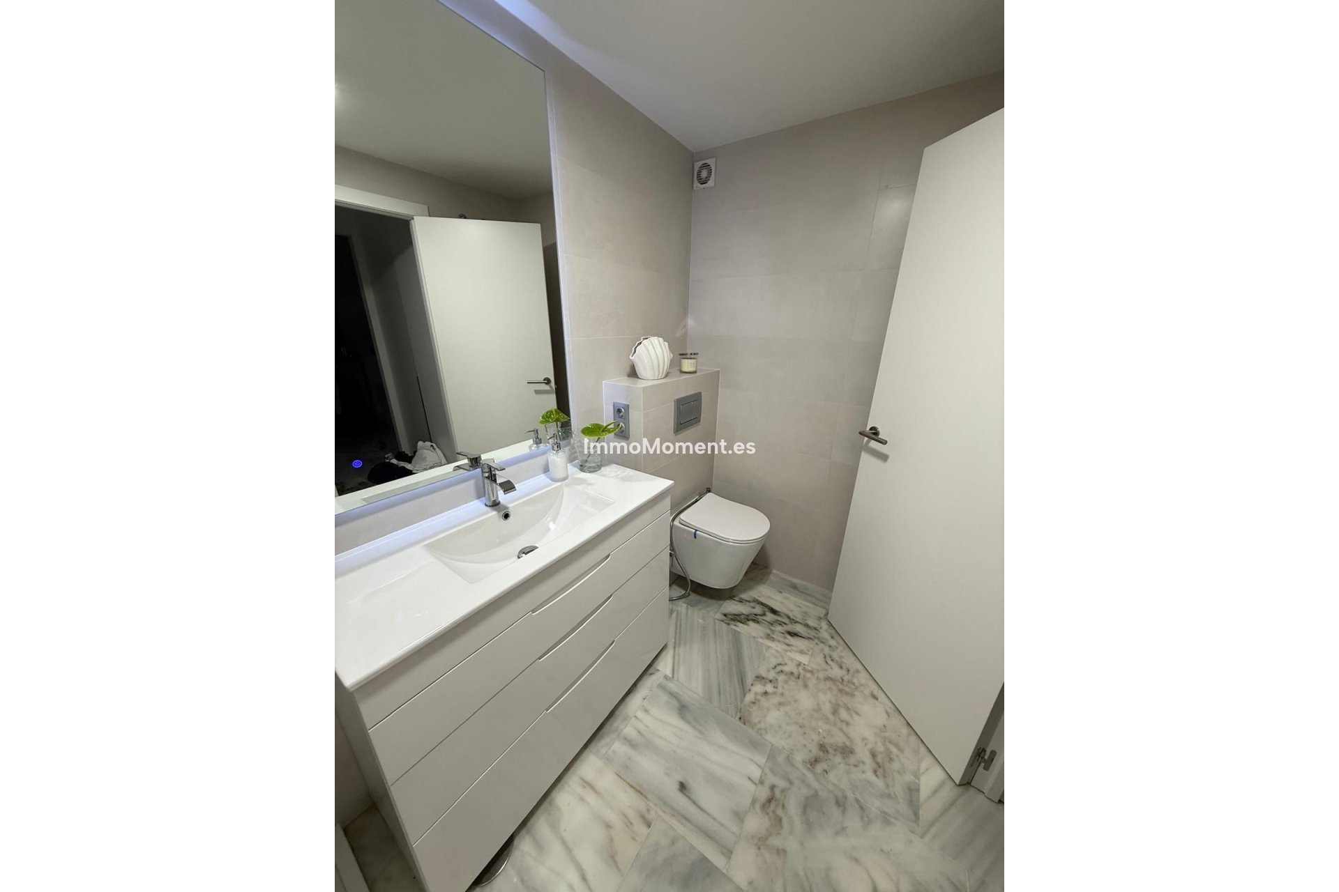 Wiederverkauf - Wohnung - Estepona  - Selwo