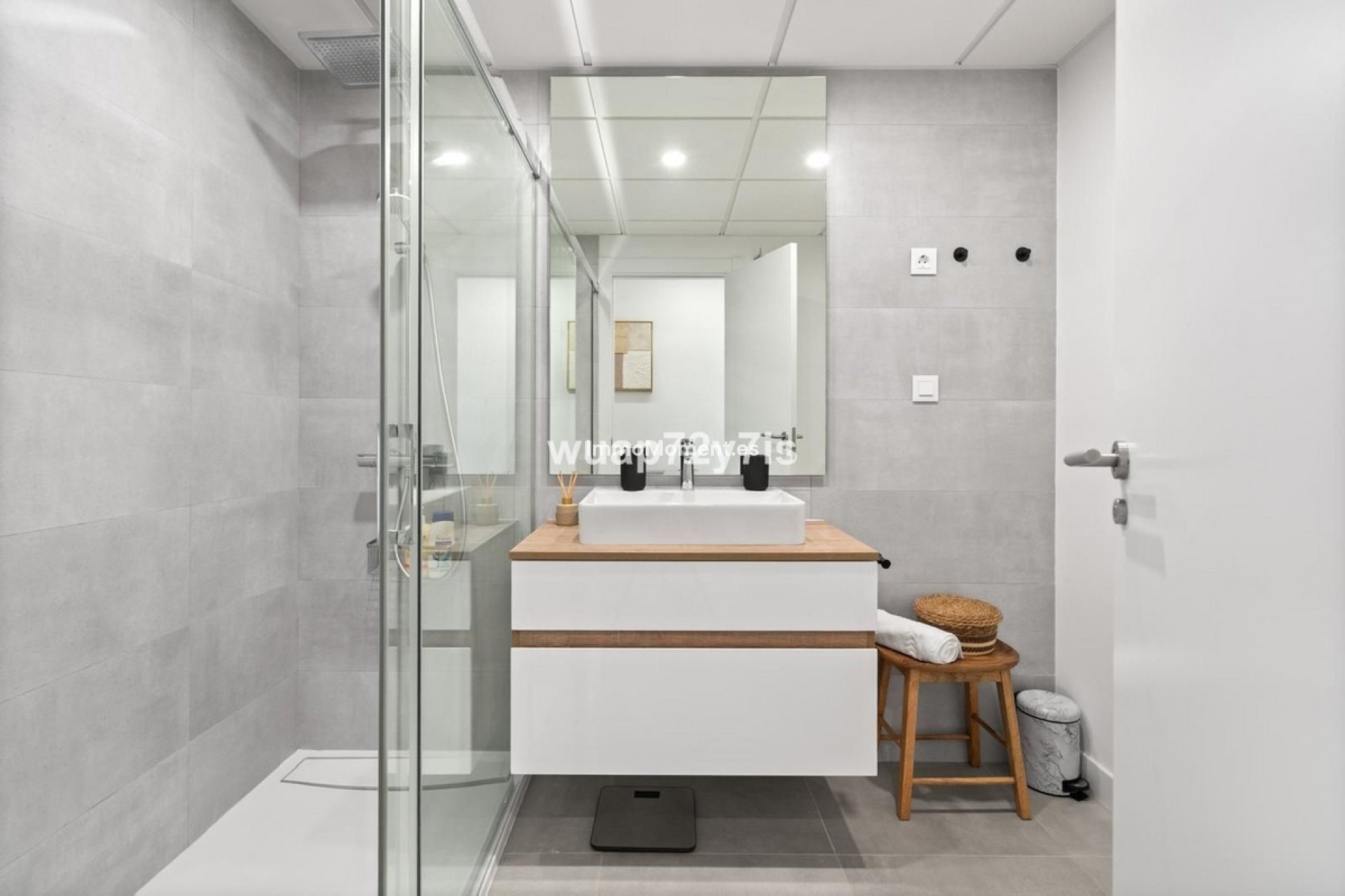 Wiederverkauf - Wohnung - Estepona  - Selwo