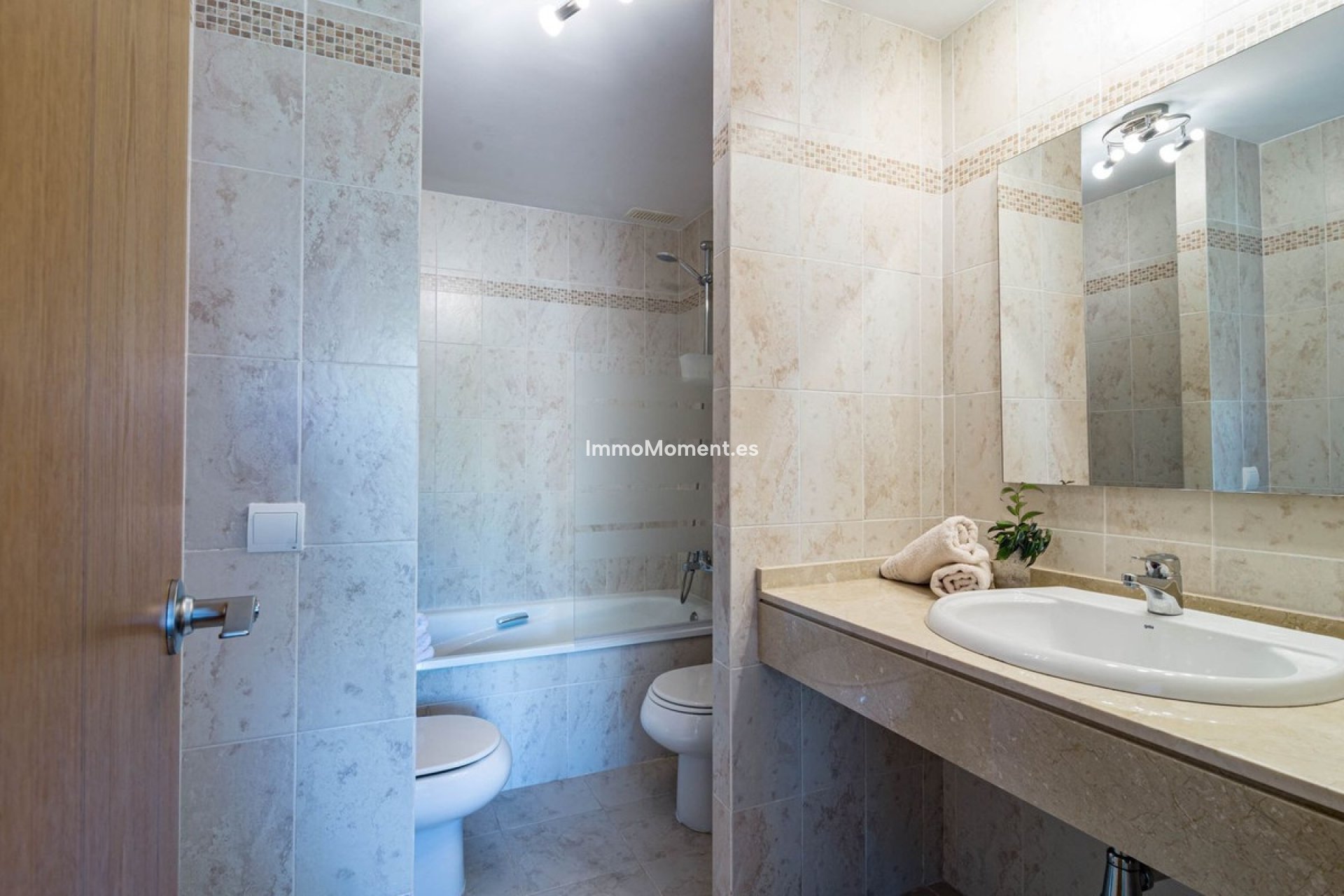 Wiederverkauf - Wohnung - Estepona  - Selwo