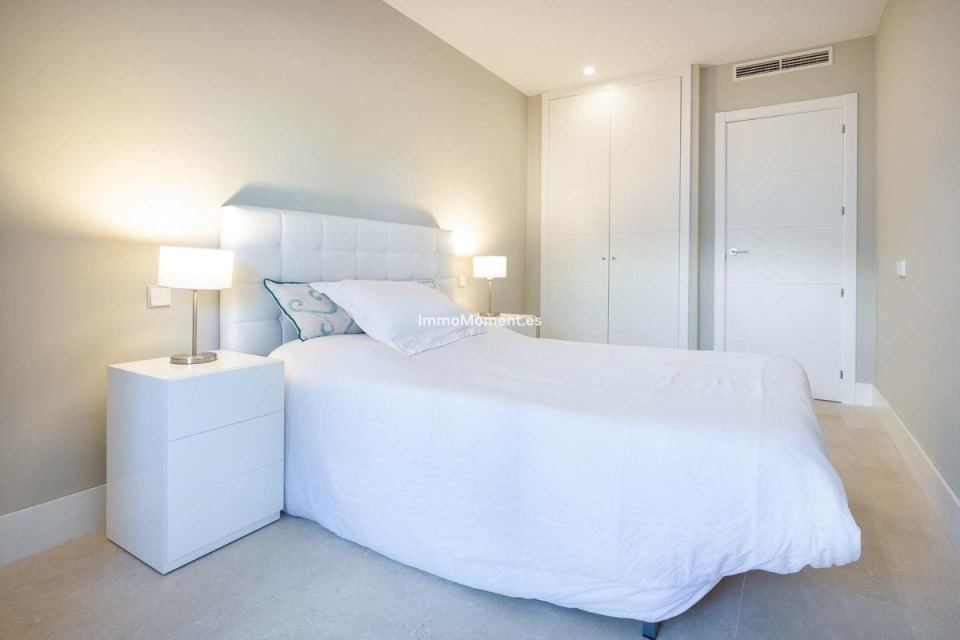 Wiederverkauf - Wohnung - Estepona  - Selwo