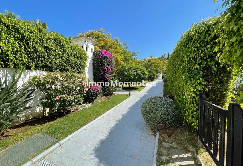 Wiederverkauf - Wohnung - Estepona  - Selwo