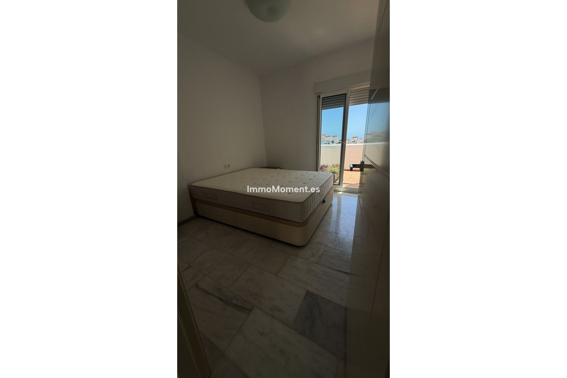 Wiederverkauf - Wohnung - Estepona  - Valle Romano