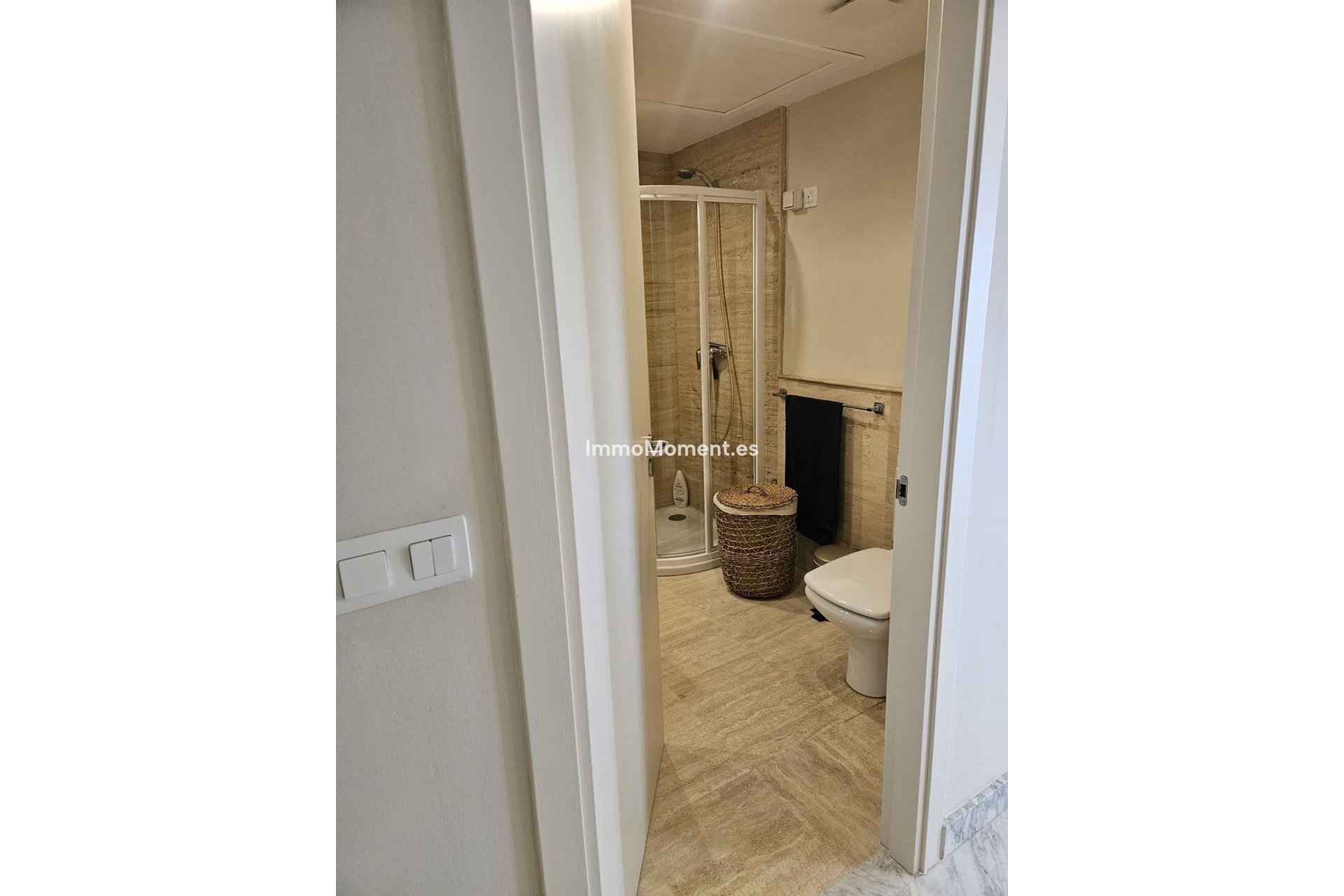 Wiederverkauf - Wohnung -   Inländisch - Alhaurín de la Torre