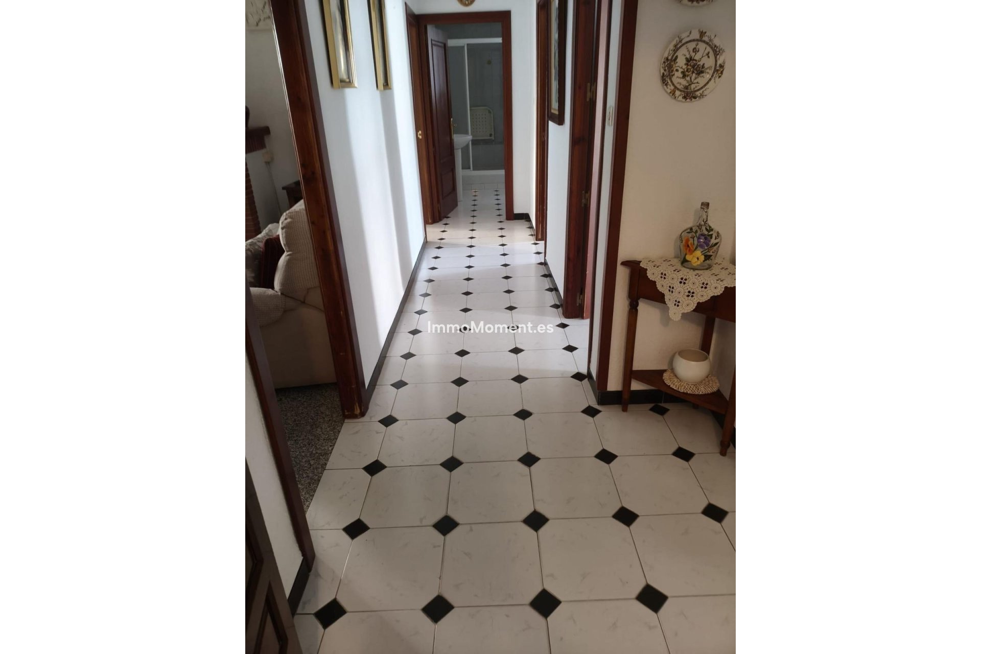 Wiederverkauf - Wohnung -   Inländisch - Alhaurín el Grande Centro