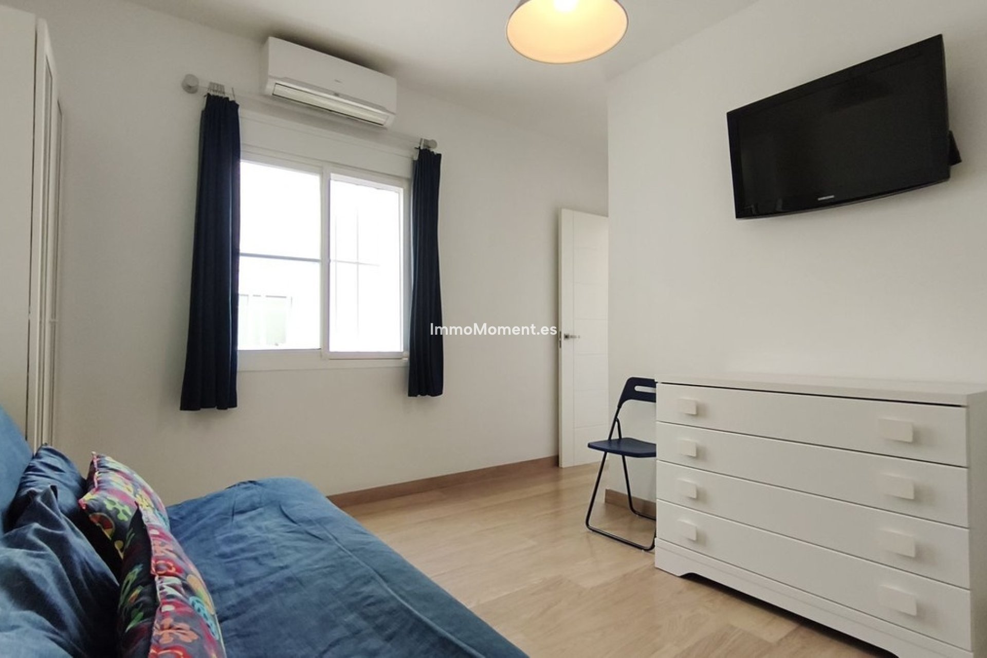Wiederverkauf - Wohnung -   Inländisch - Alhaurín el Grande Centro