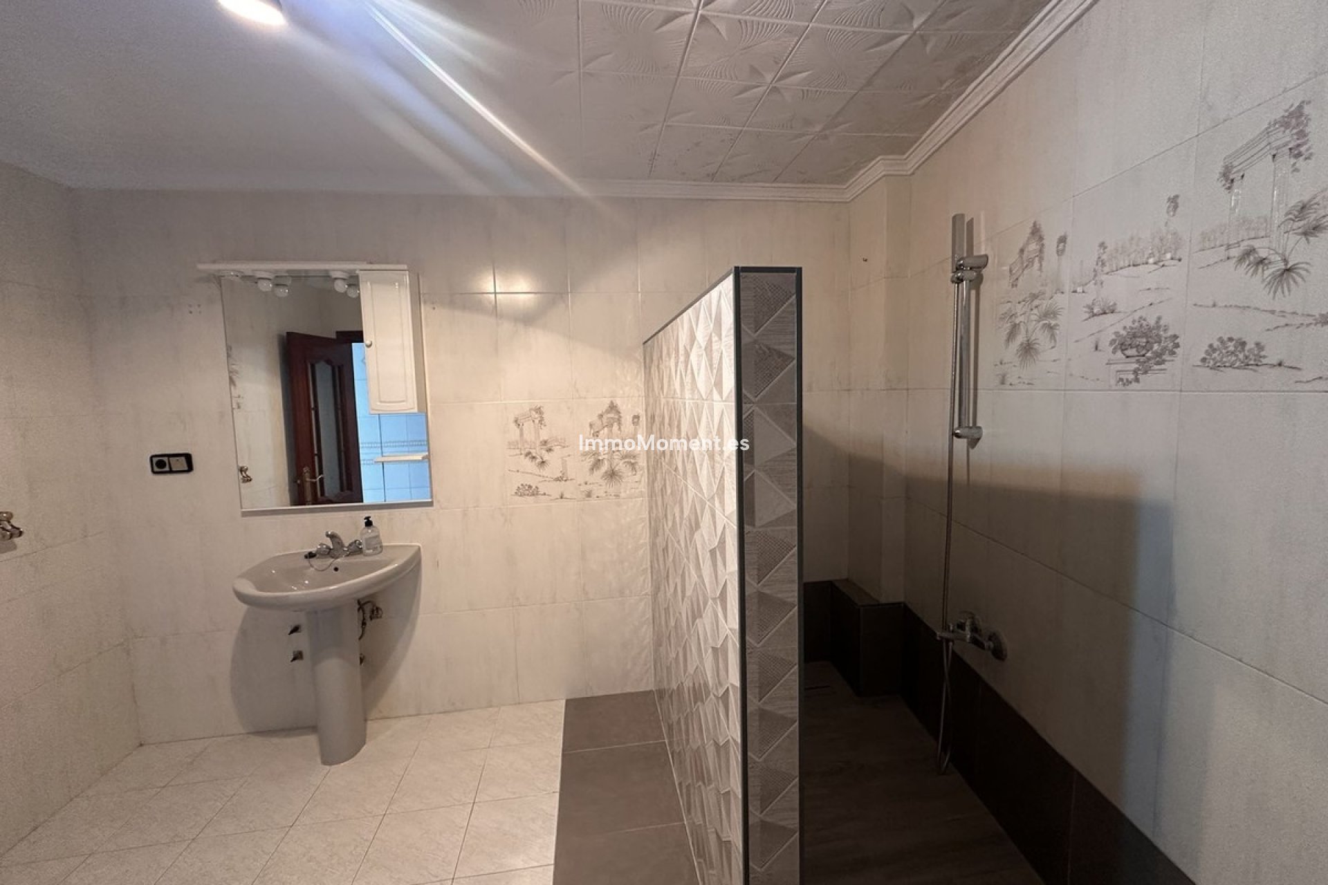 Wiederverkauf - Wohnung -   Inländisch - Alhaurín el Grande Centro