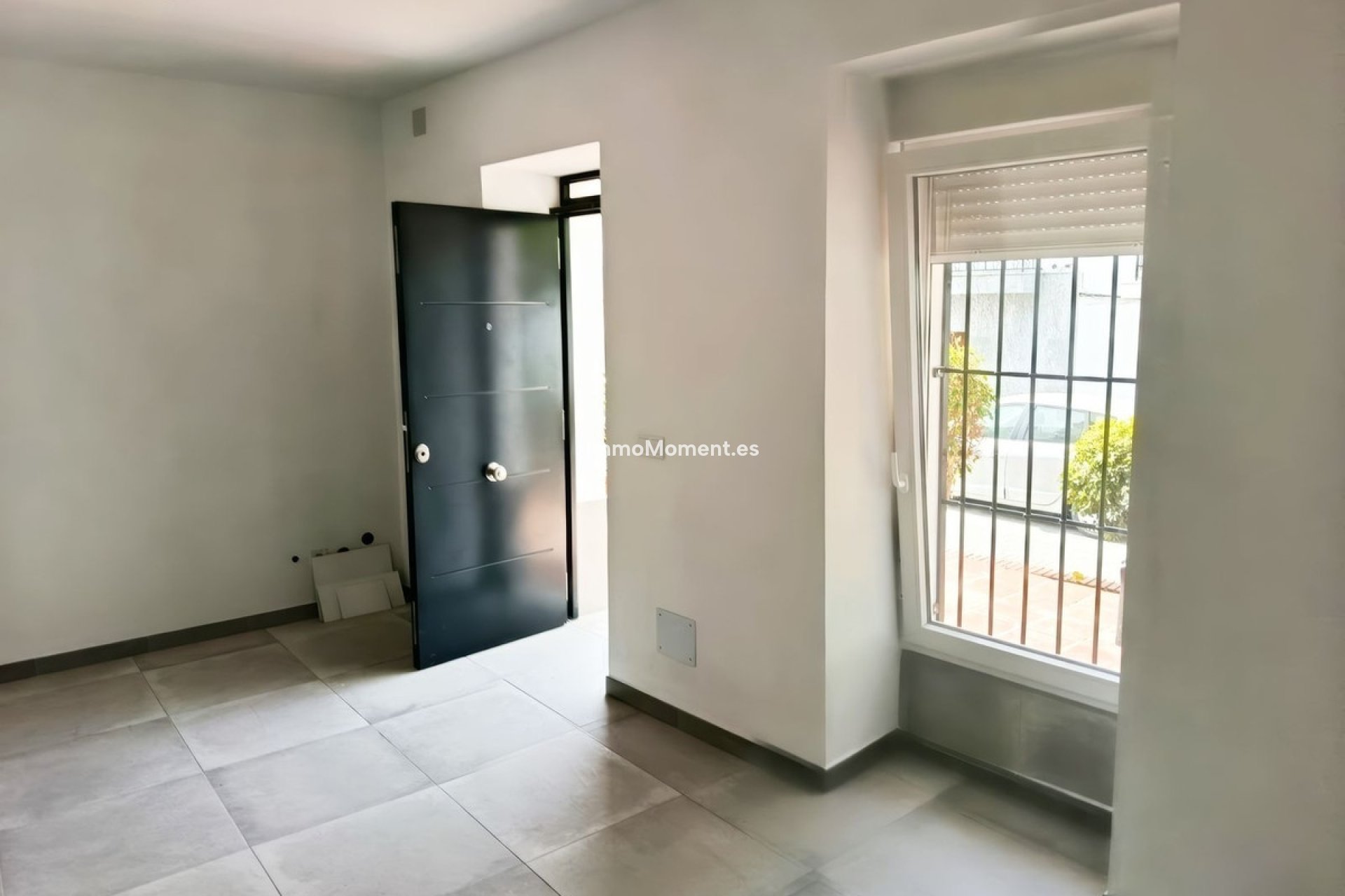 Wiederverkauf - Wohnung -   Inländisch - Alhaurín el Grande Centro