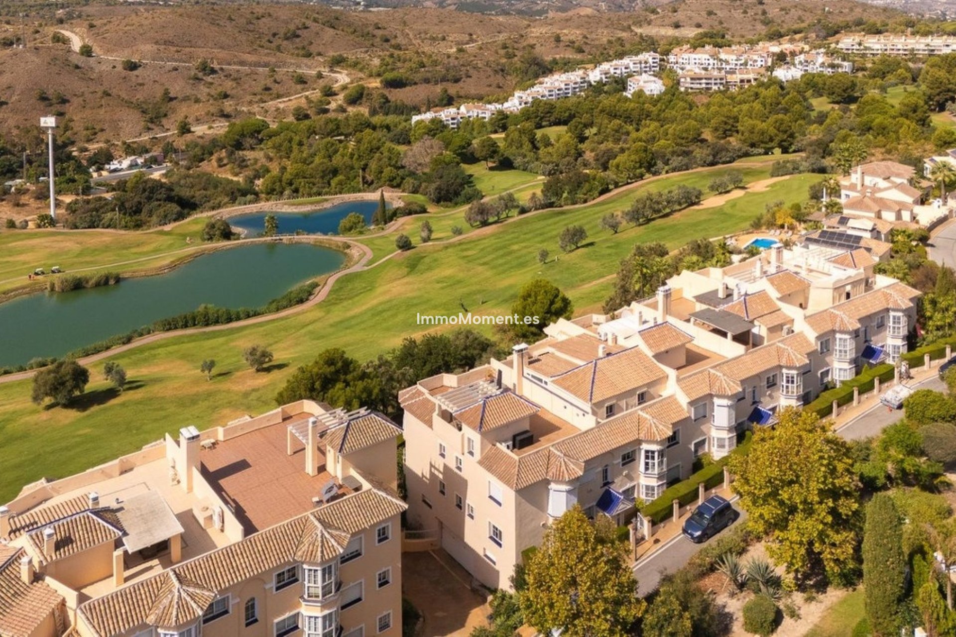 Wiederverkauf - Wohnung -   Inländisch - Alhaurín el Grande Centro