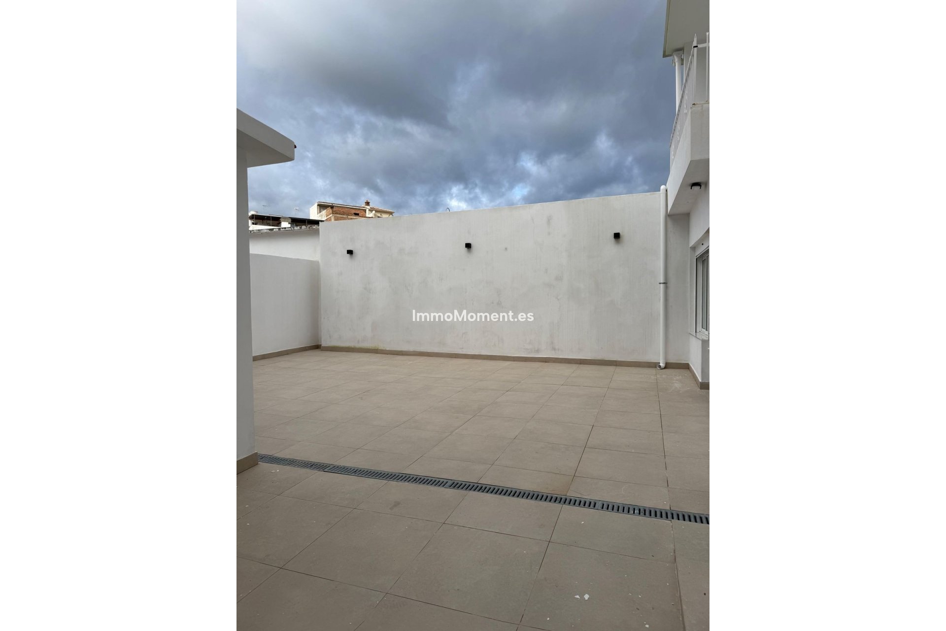 Wiederverkauf - Wohnung -   Inländisch - Alhaurín el Grande Centro