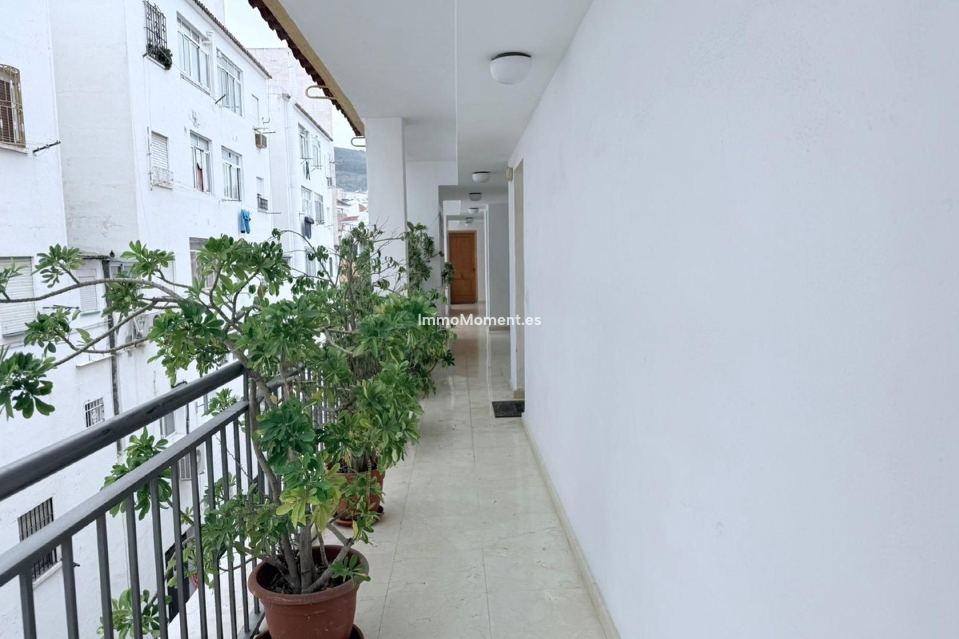 Wiederverkauf - Wohnung -   Inländisch - Alhaurín el Grande Centro