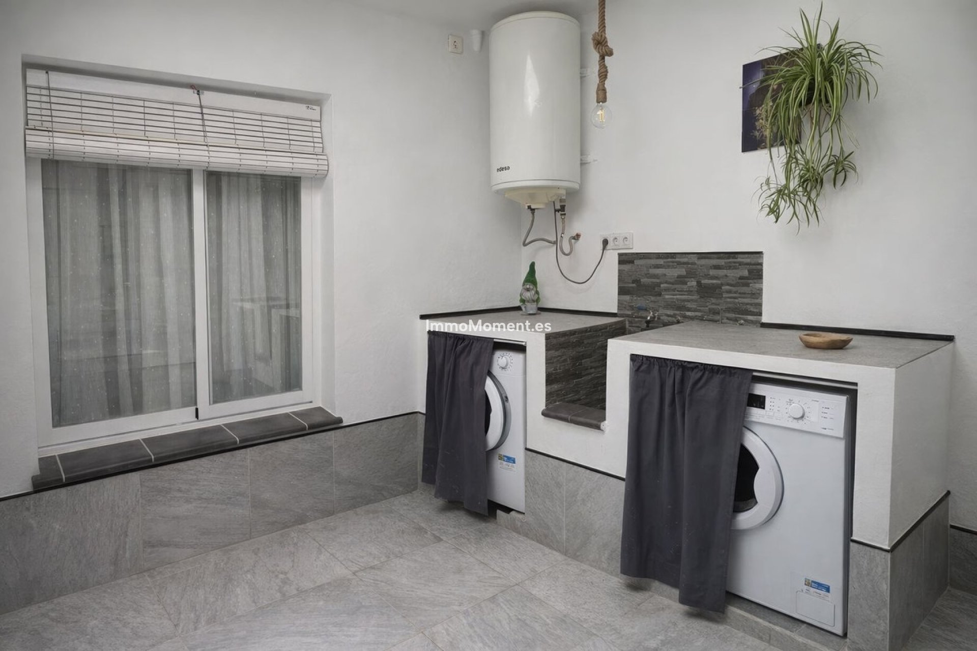 Wiederverkauf - Wohnung -   Inländisch - Alhaurín el Grande Centro