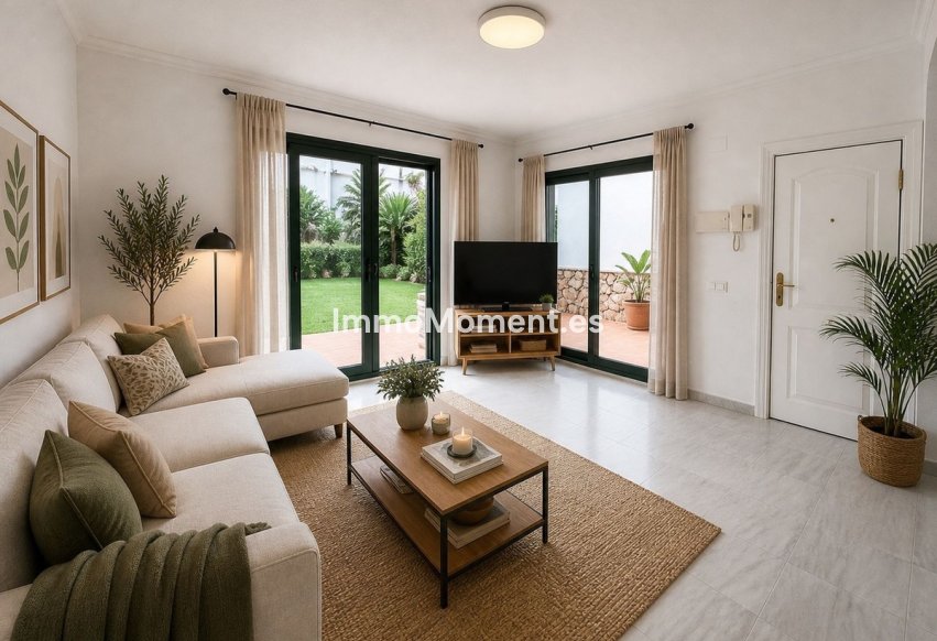 Wiederverkauf - Wohnung -   Inländisch - Alhaurín el Grande Centro
