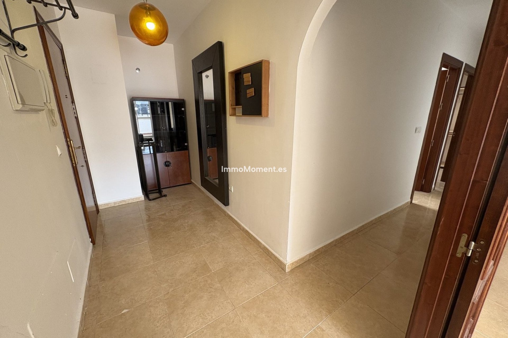 Wiederverkauf - Wohnung -   Inländisch - Alhaurín el Grande Centro