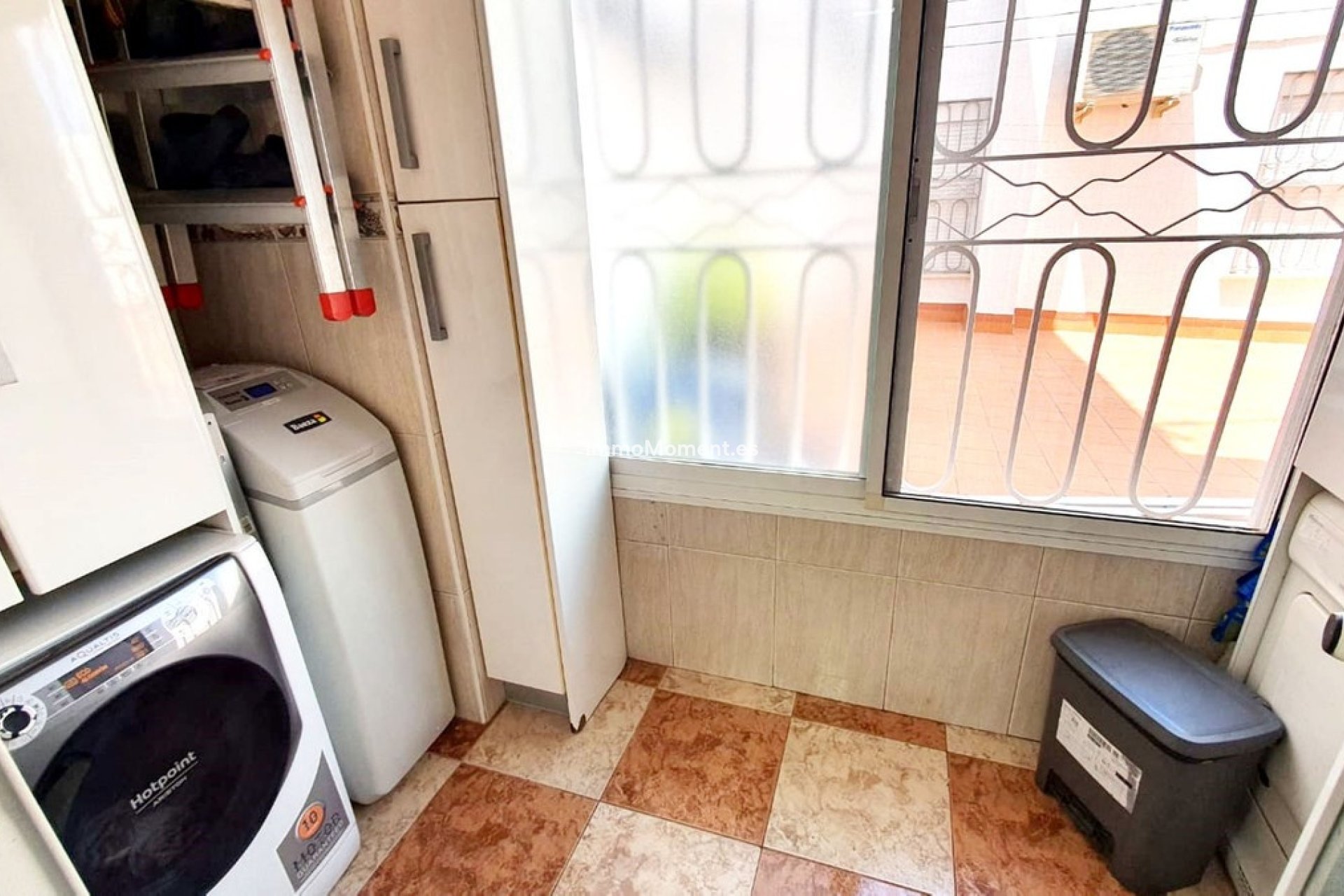 Wiederverkauf - Wohnung -   Inländisch - Alhaurín el Grande Centro