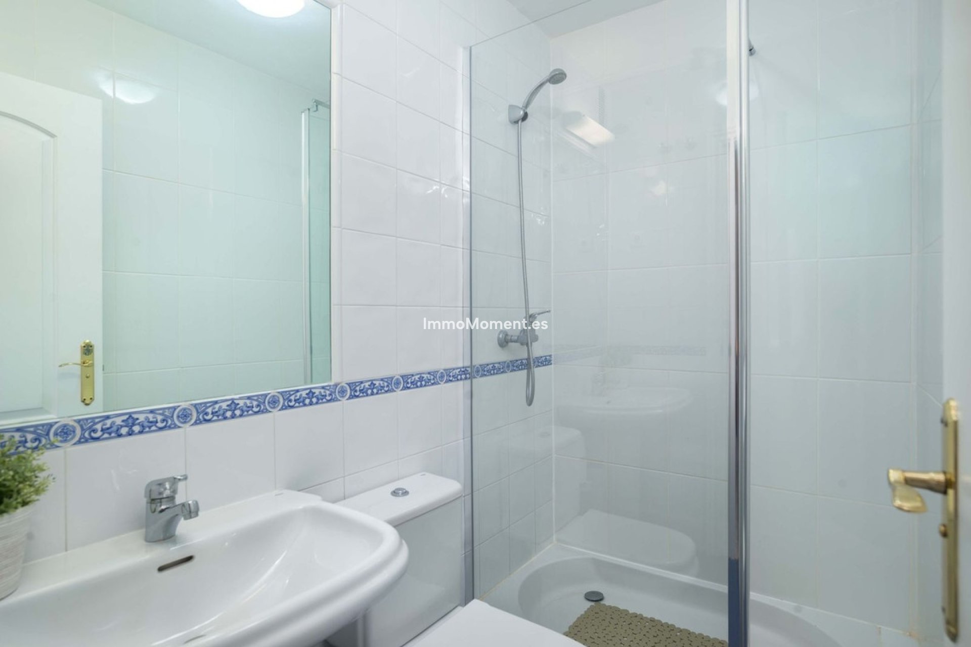 Wiederverkauf - Wohnung -   Inländisch - Alhaurín Golf