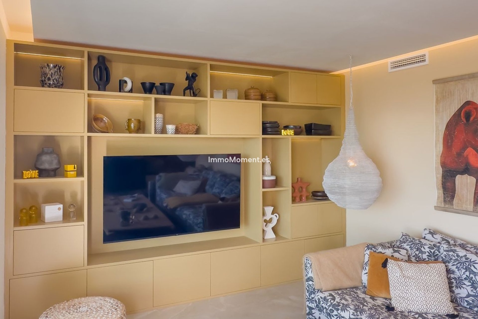 Wiederverkauf - Wohnung -   Inländisch - Istán