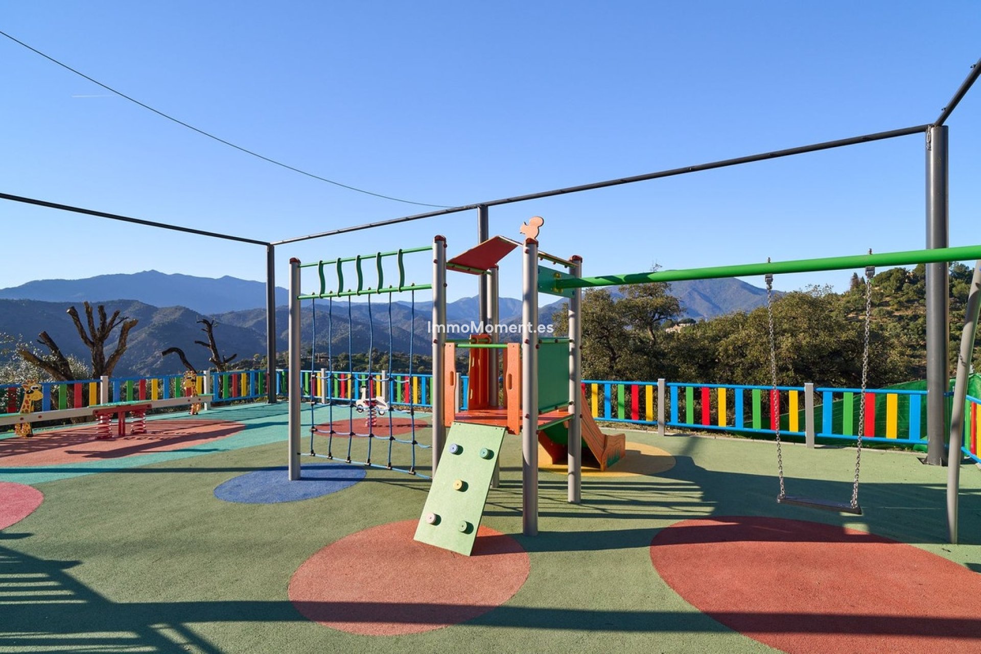 Wiederverkauf - Wohnung -   Inländisch - Istán