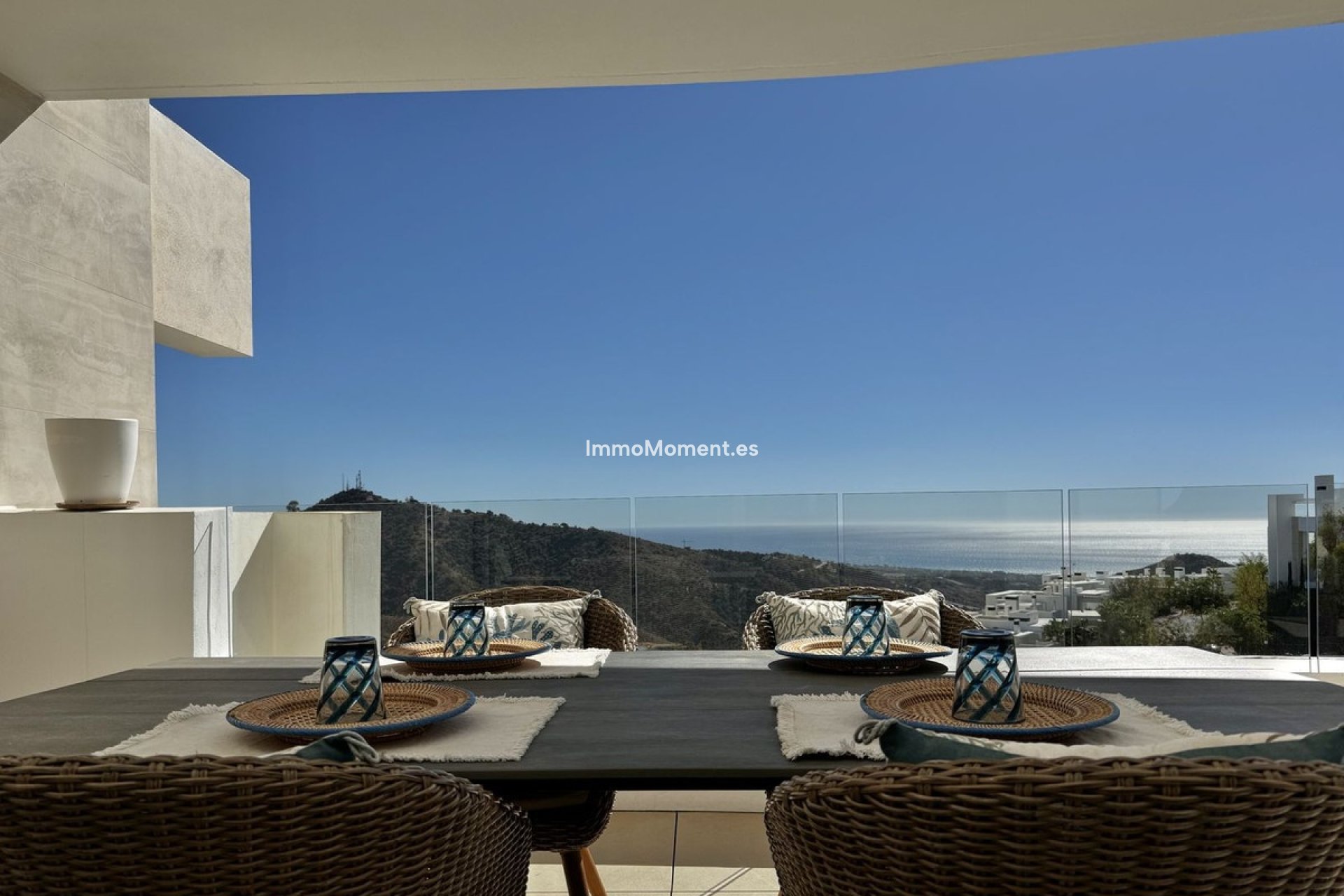 Wiederverkauf - Wohnung -   Inländisch - Ojén