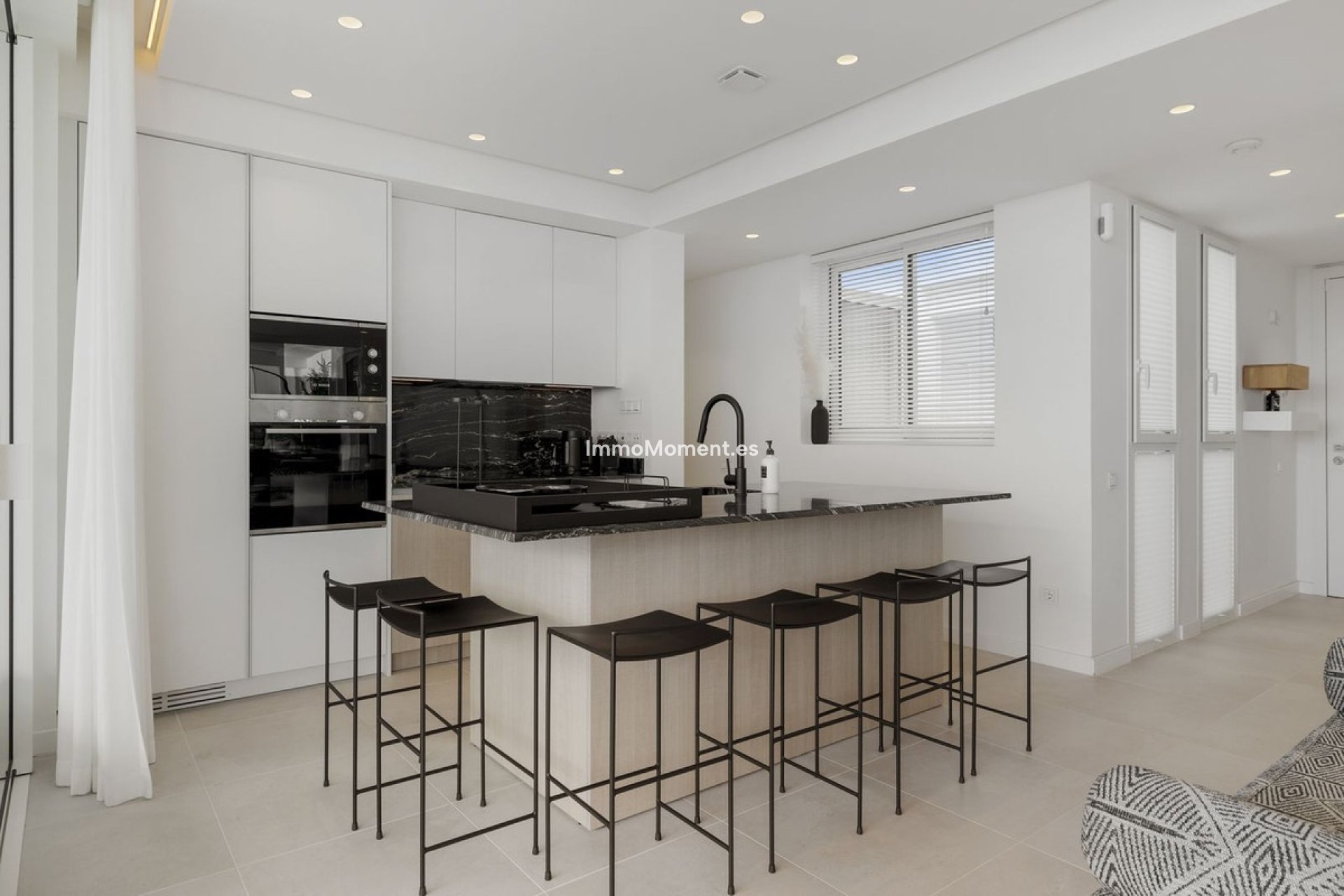 Wiederverkauf - Wohnung -   Inländisch - Ojén