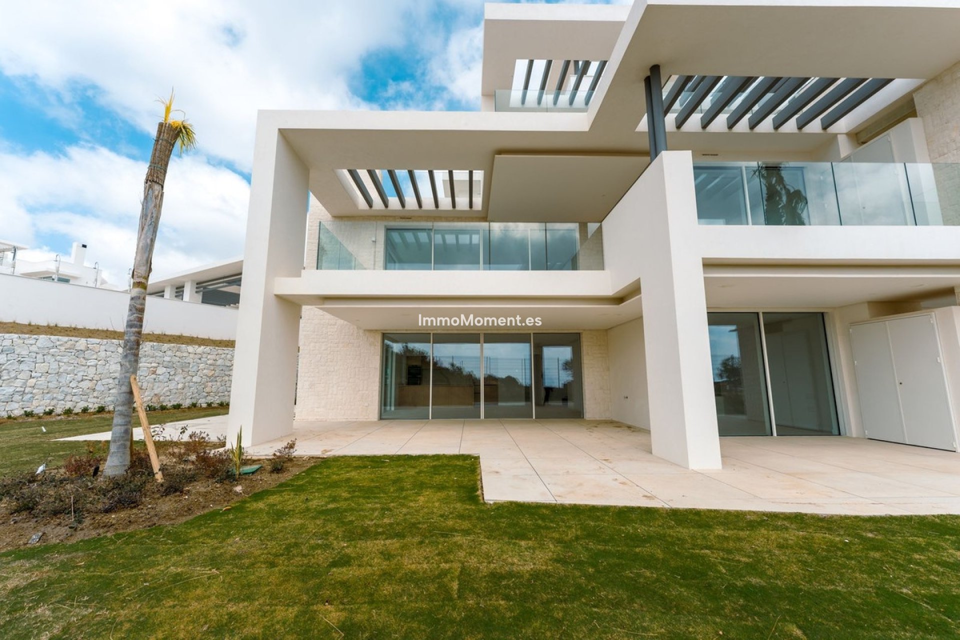 Wiederverkauf - Wohnung -   Inländisch - Ojén