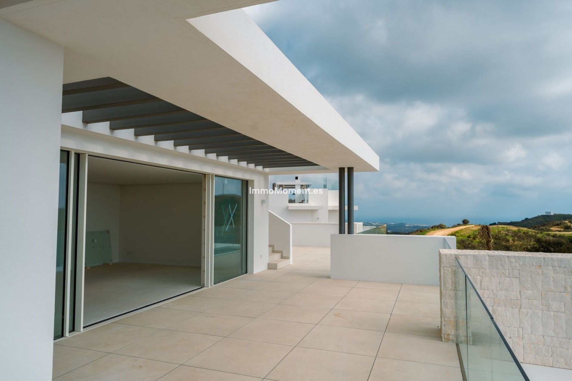 Wiederverkauf - Wohnung -   Inländisch - Ojén