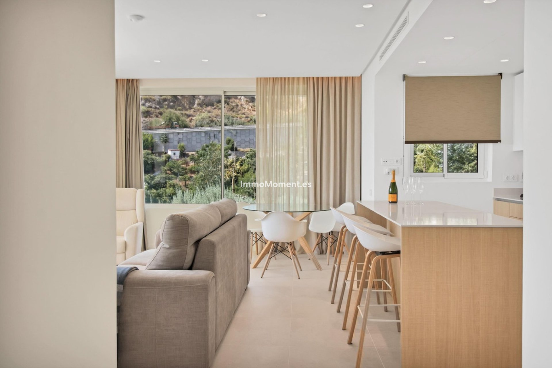 Wiederverkauf - Wohnung -   Inländisch - Ojén