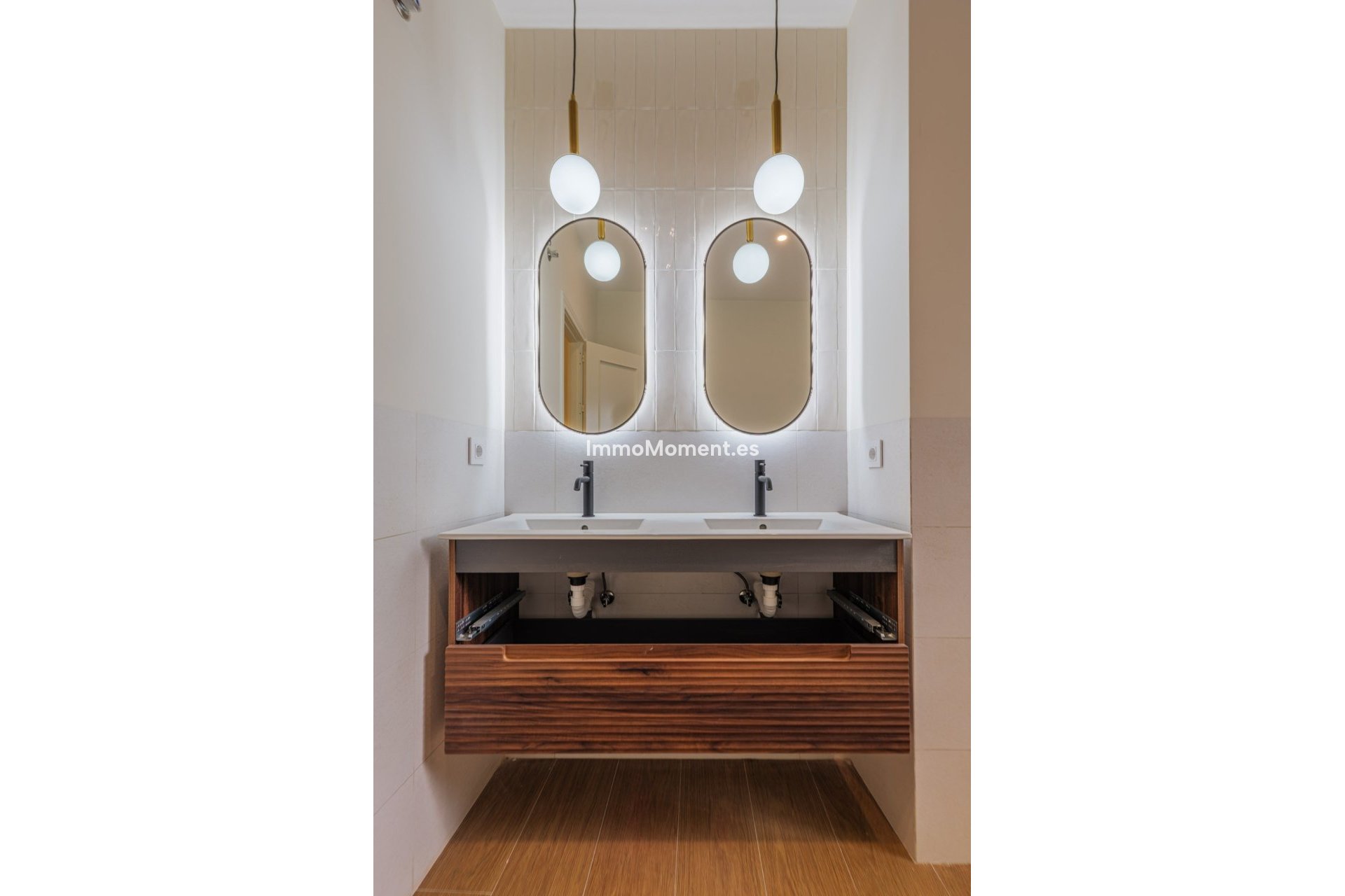 Wiederverkauf - Wohnung - Málaga - Centro Histórico