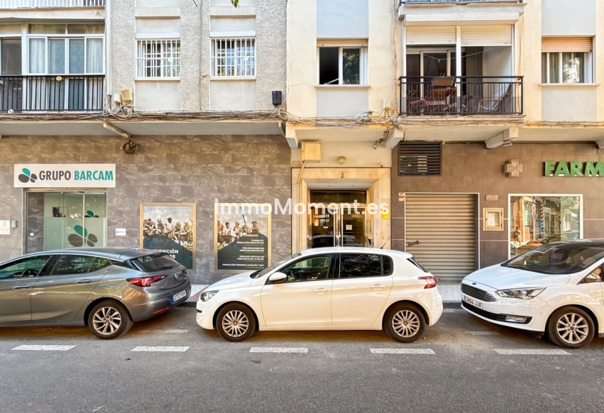 Wiederverkauf - Wohnung - Málaga - El Ejido