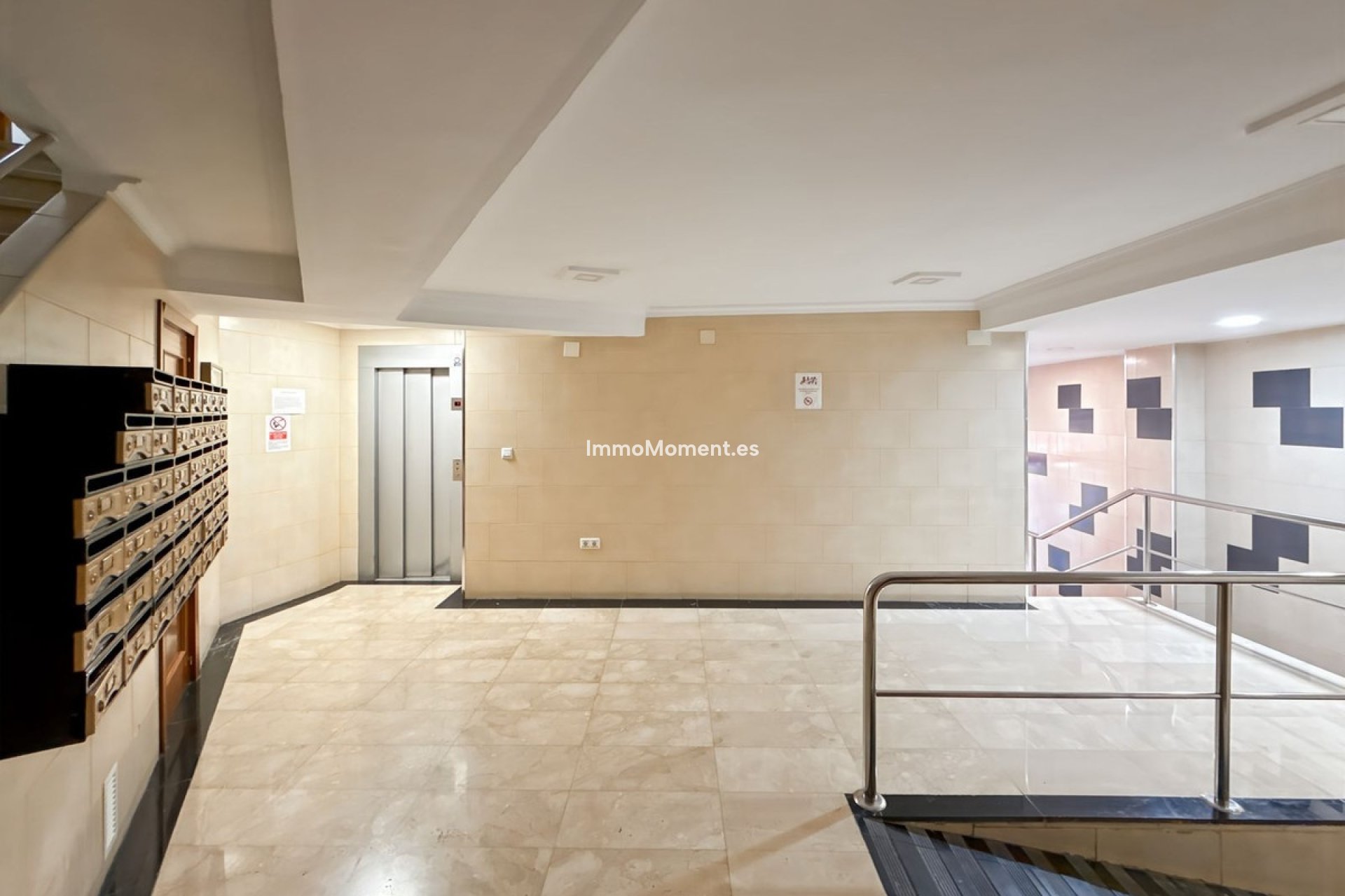 Wiederverkauf - Wohnung - Málaga - El Ejido