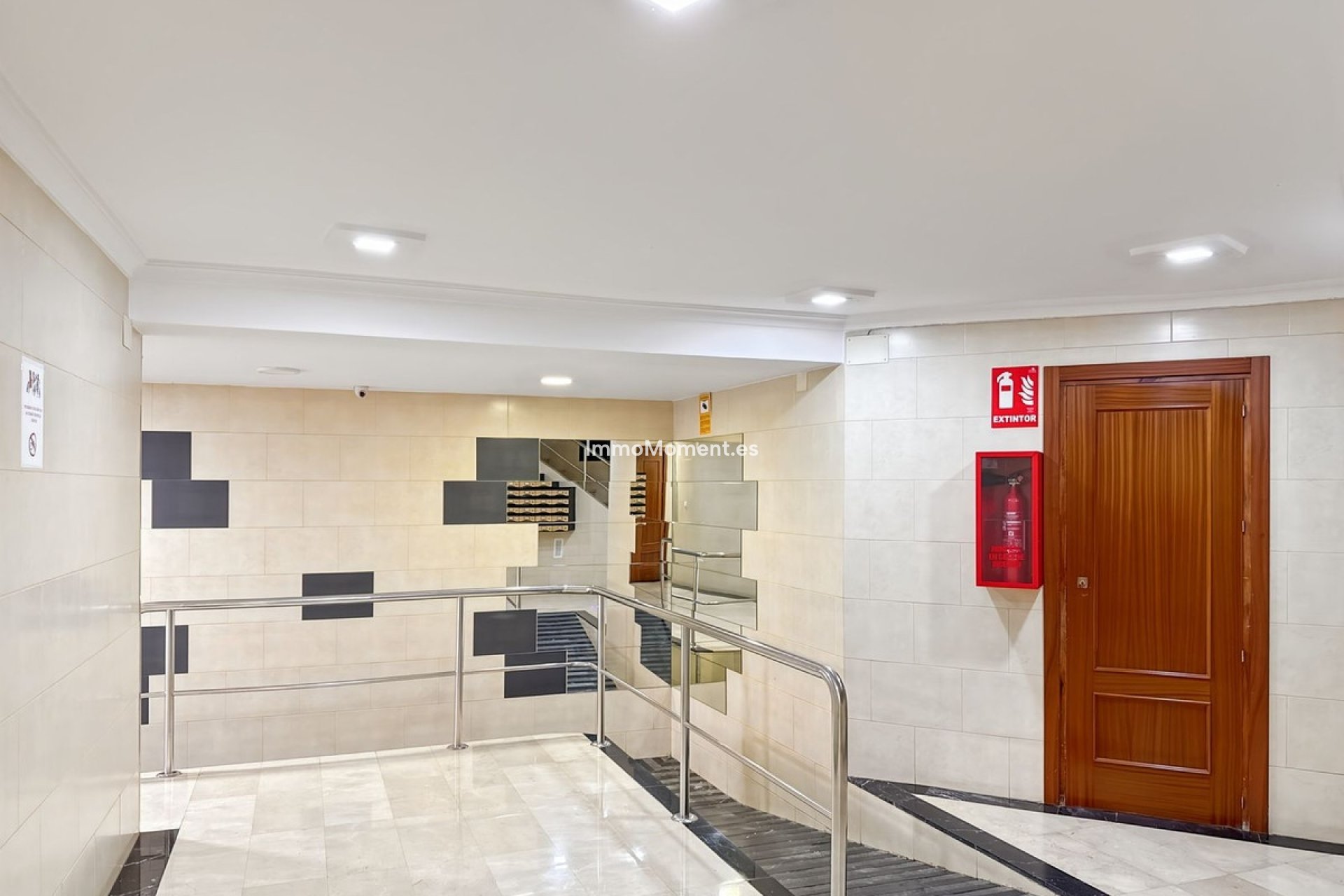 Wiederverkauf - Wohnung - Málaga - El Ejido