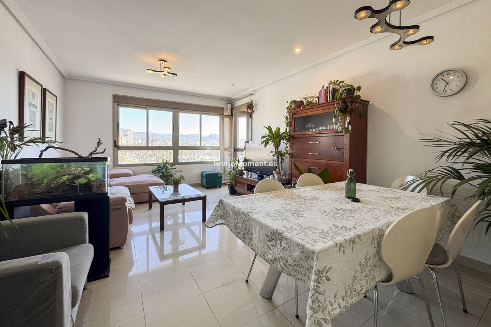 Wiederverkauf - Wohnung - Málaga - Huelin