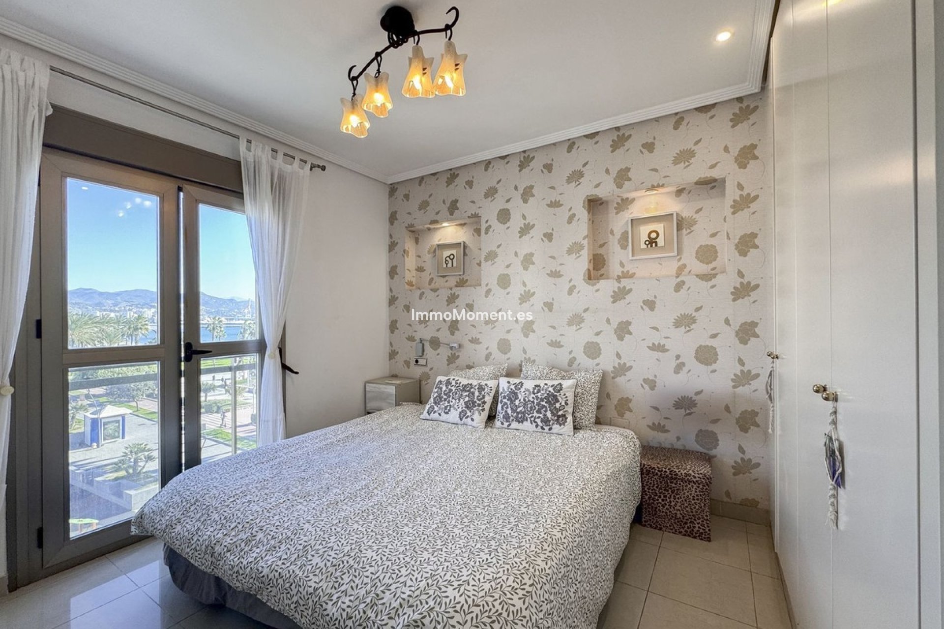 Wiederverkauf - Wohnung - Málaga - Huelin