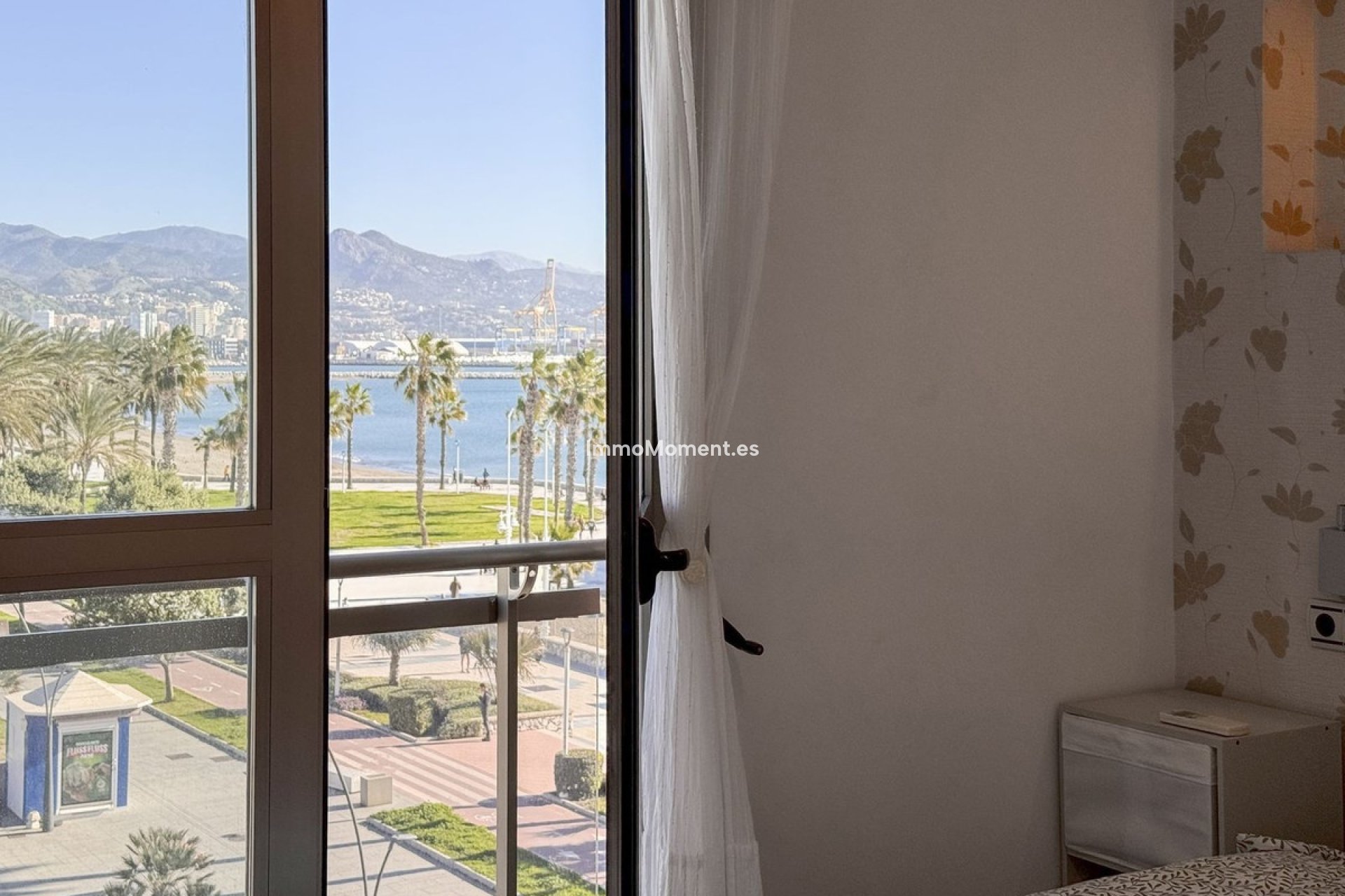 Wiederverkauf - Wohnung - Málaga - Huelin