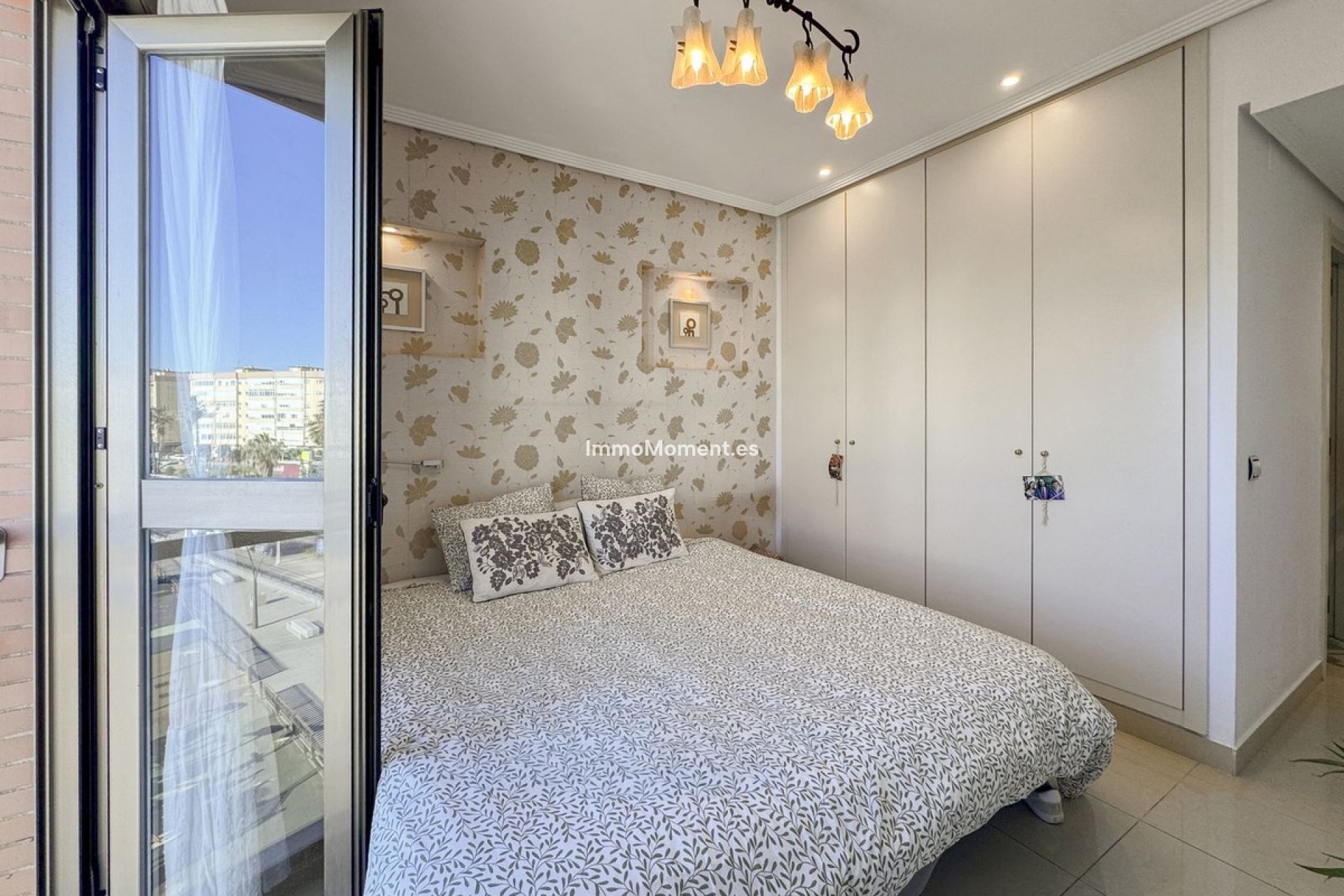 Wiederverkauf - Wohnung - Málaga - Huelin