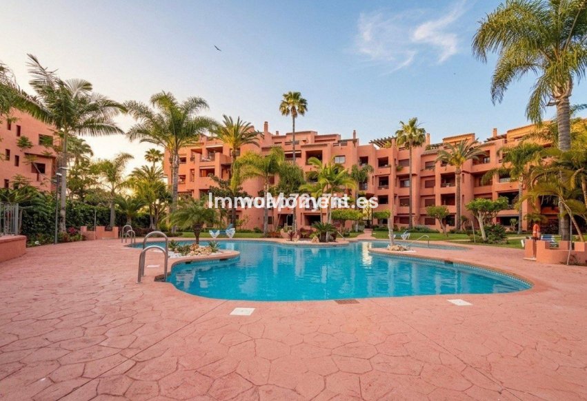 Wiederverkauf - Wohnung - Marbella - El Rosario