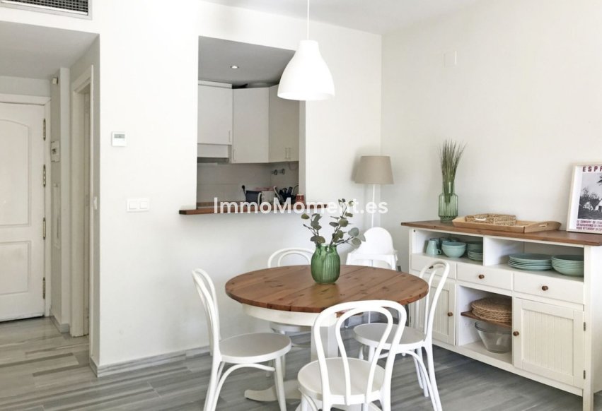 Wiederverkauf - Wohnung - Marbella - El Rosario