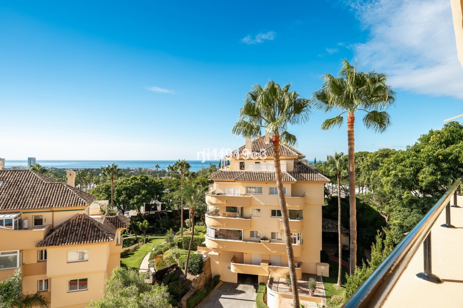 Wiederverkauf - Wohnung - Marbella - Elviria
