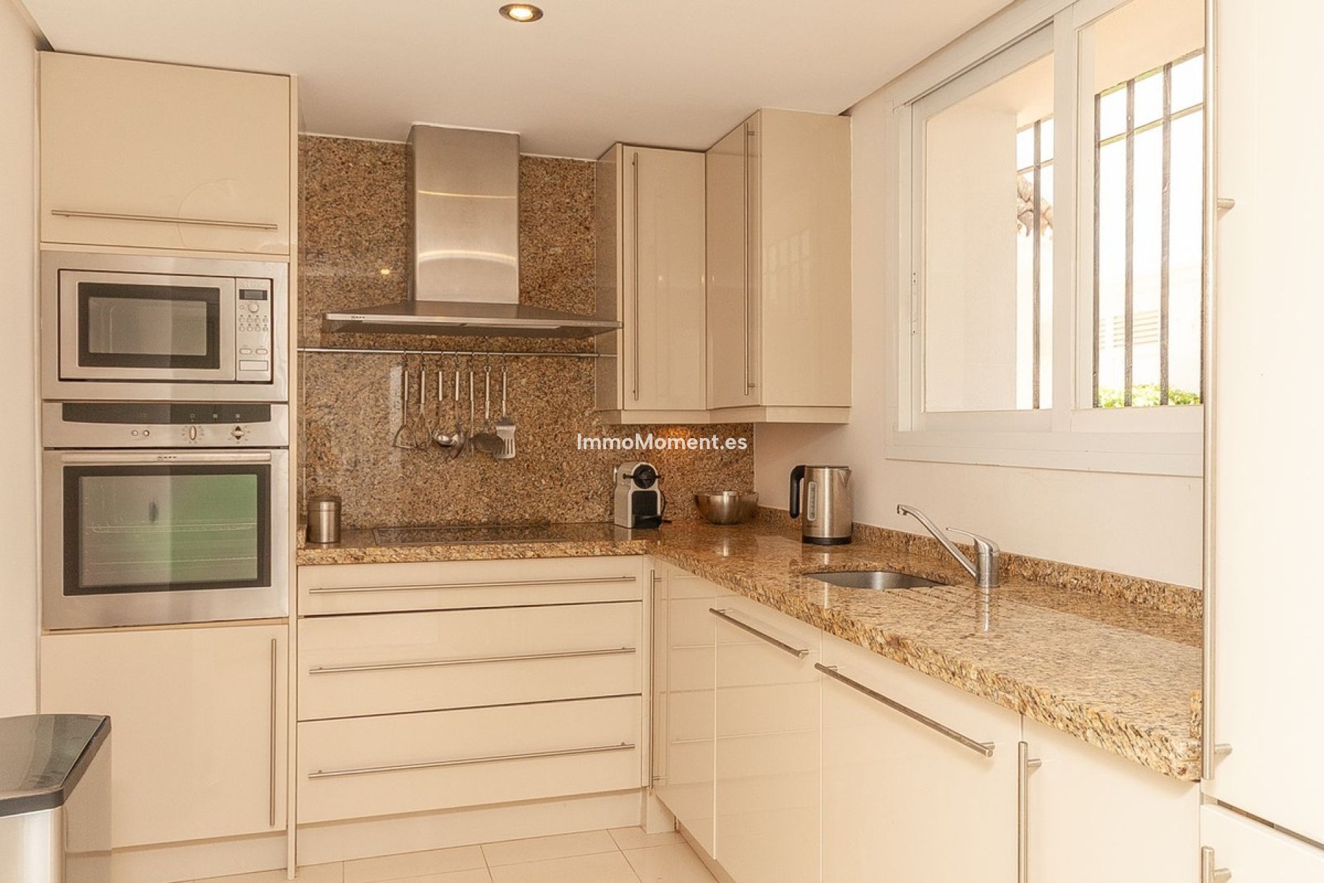 Wiederverkauf - Wohnung - Marbella - Elviria