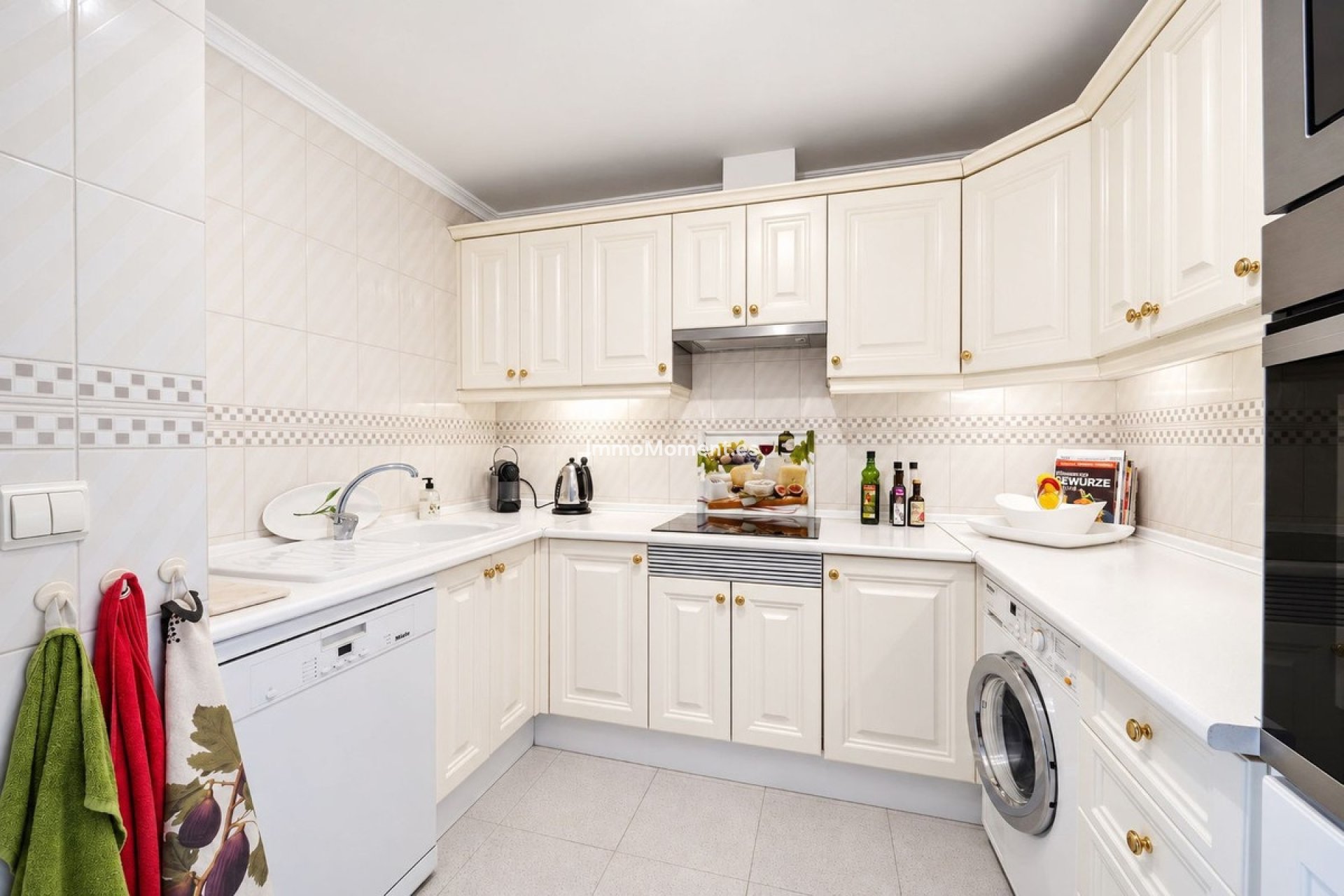 Wiederverkauf - Wohnung - Marbella - Elviria