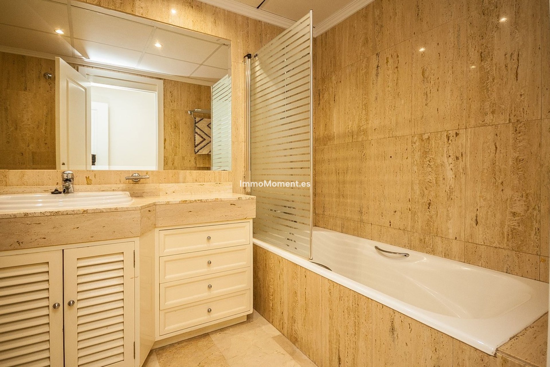 Wiederverkauf - Wohnung - Marbella - Elviria