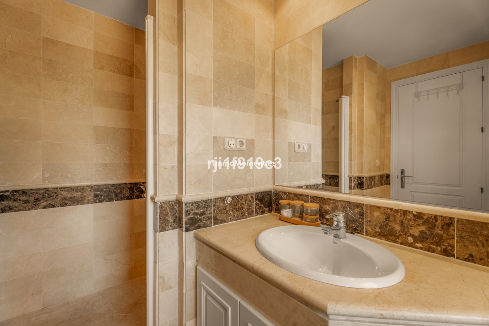 Wiederverkauf - Wohnung - Marbella - Elviria