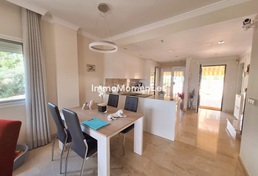 Wiederverkauf - Wohnung - Marbella - Elviria