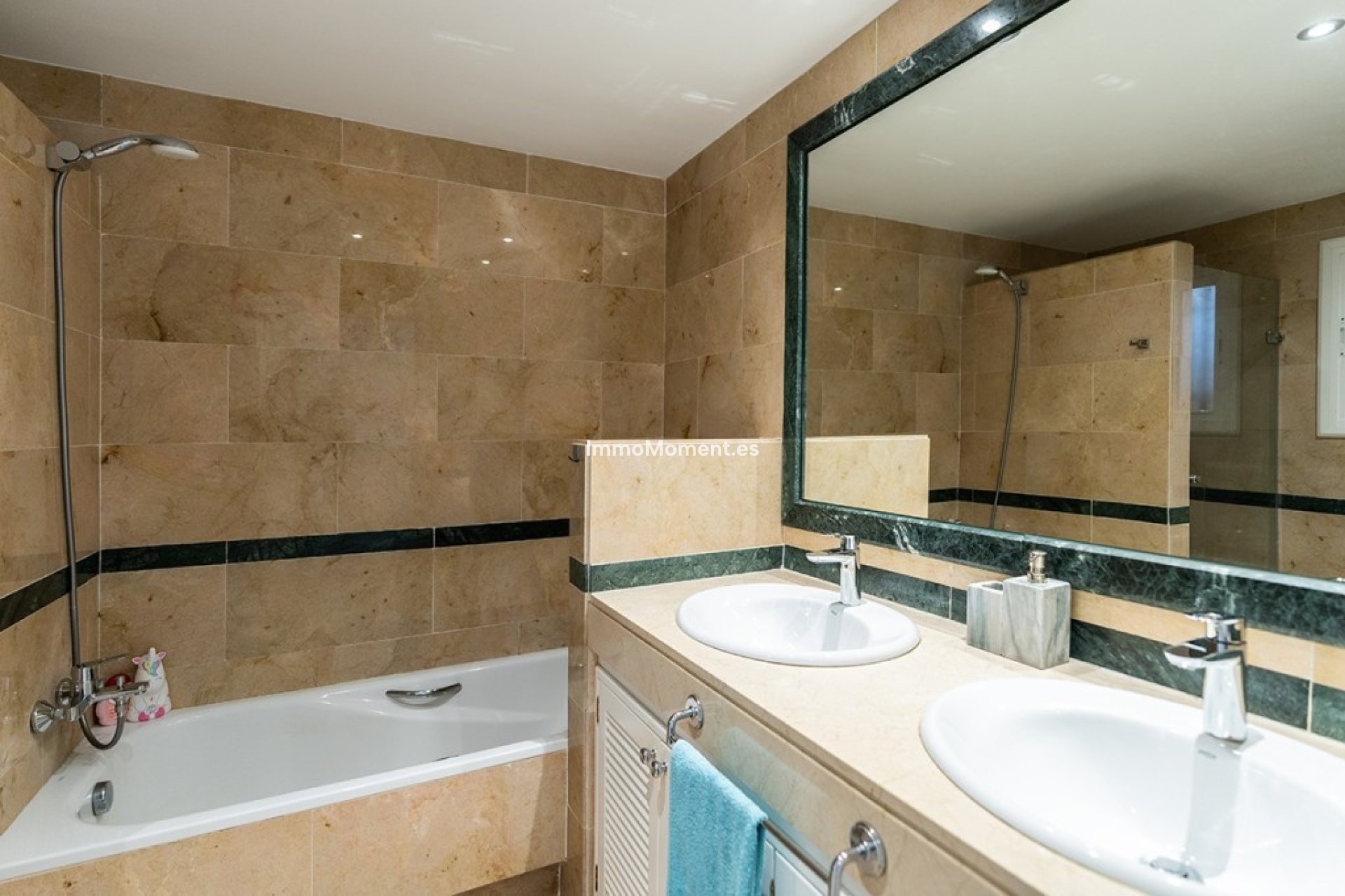 Wiederverkauf - Wohnung - Marbella - Elviria