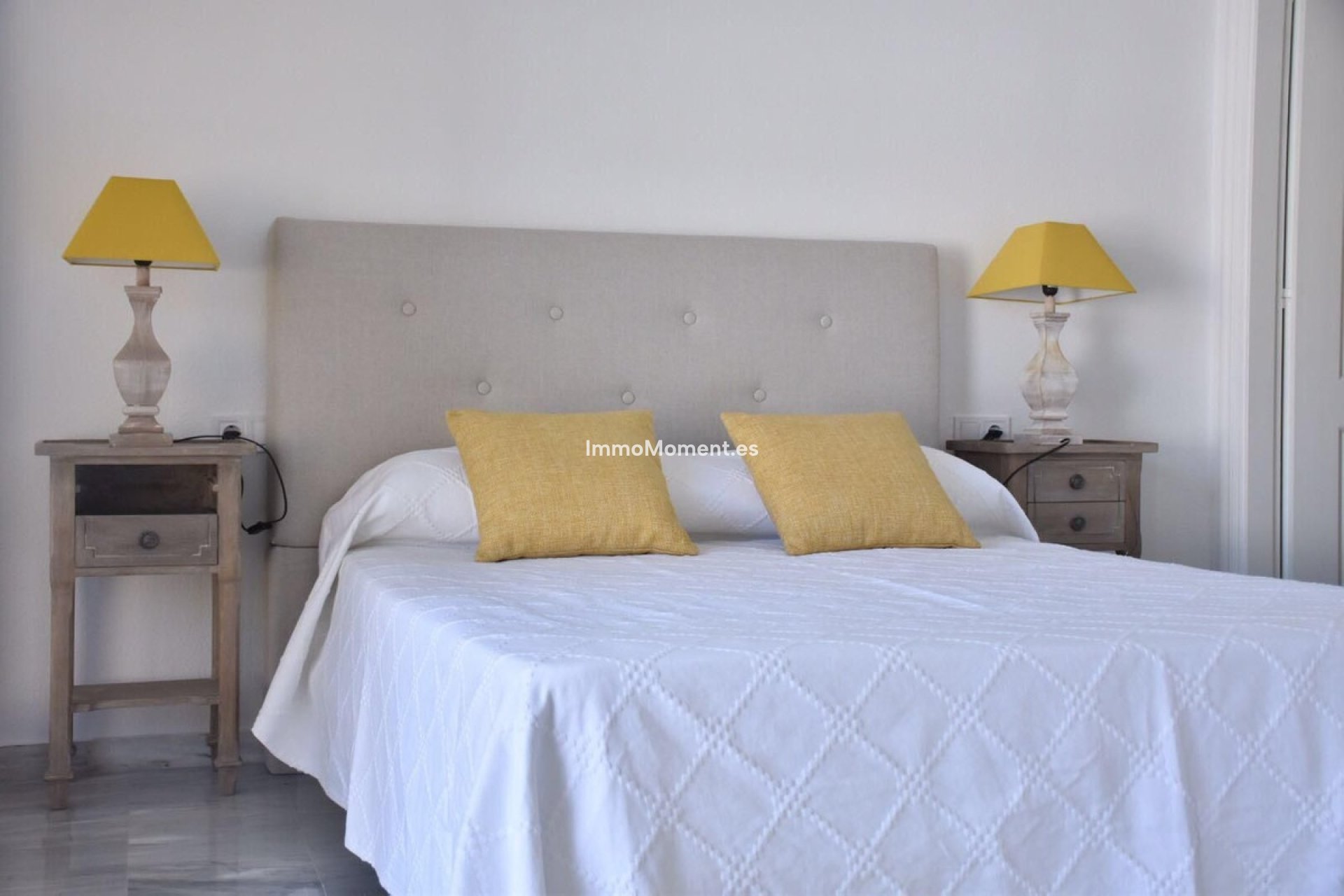 Wiederverkauf - Wohnung - Marbella - Elviria