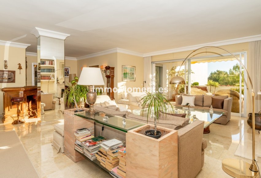 Wiederverkauf - Wohnung - Marbella - Guadalmina Alta
