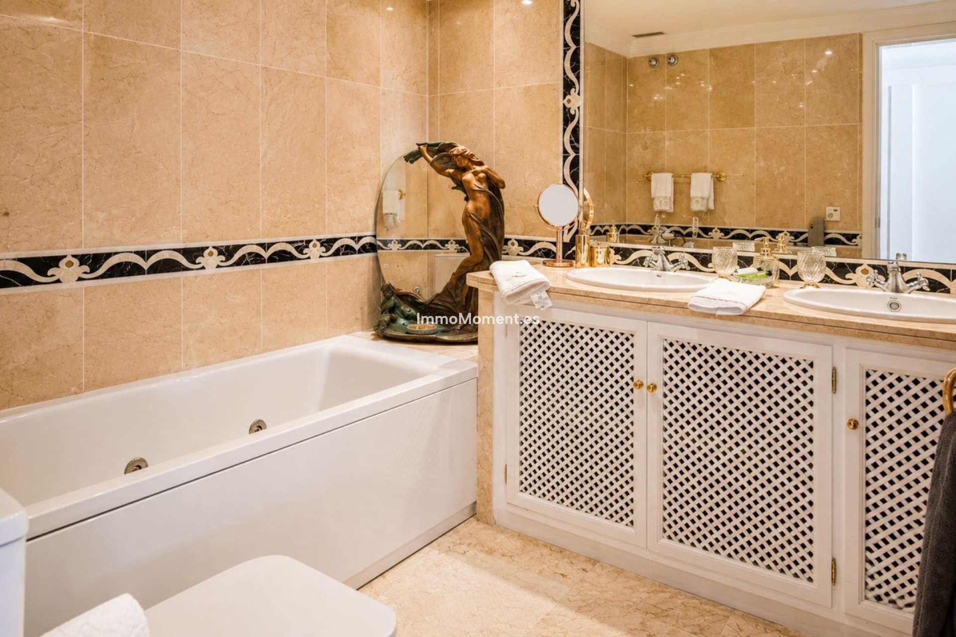 Wiederverkauf - Wohnung - Marbella - Guadalmina Alta