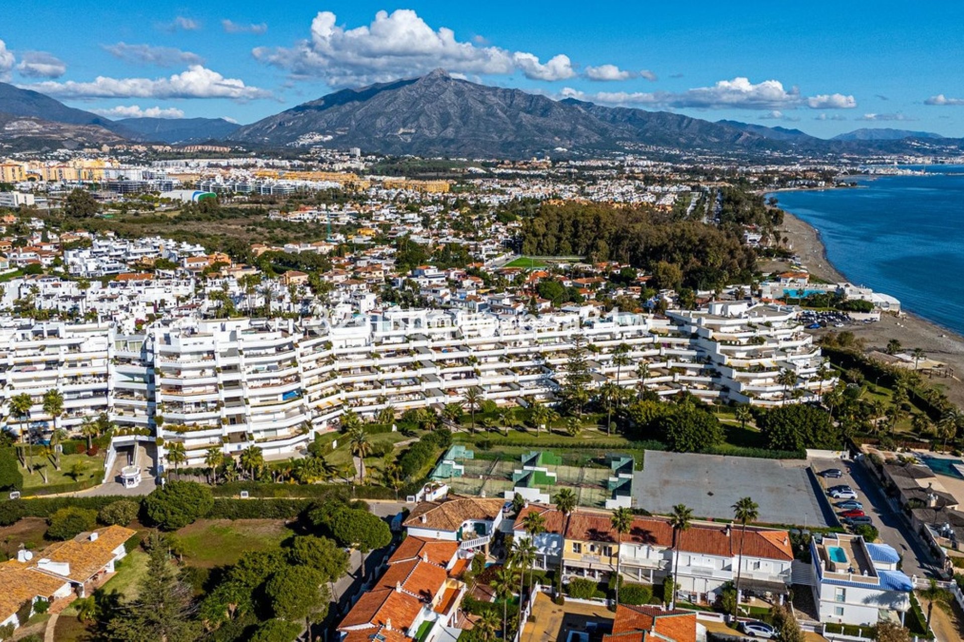 Wiederverkauf - Wohnung - Marbella - Guadalmina Baja