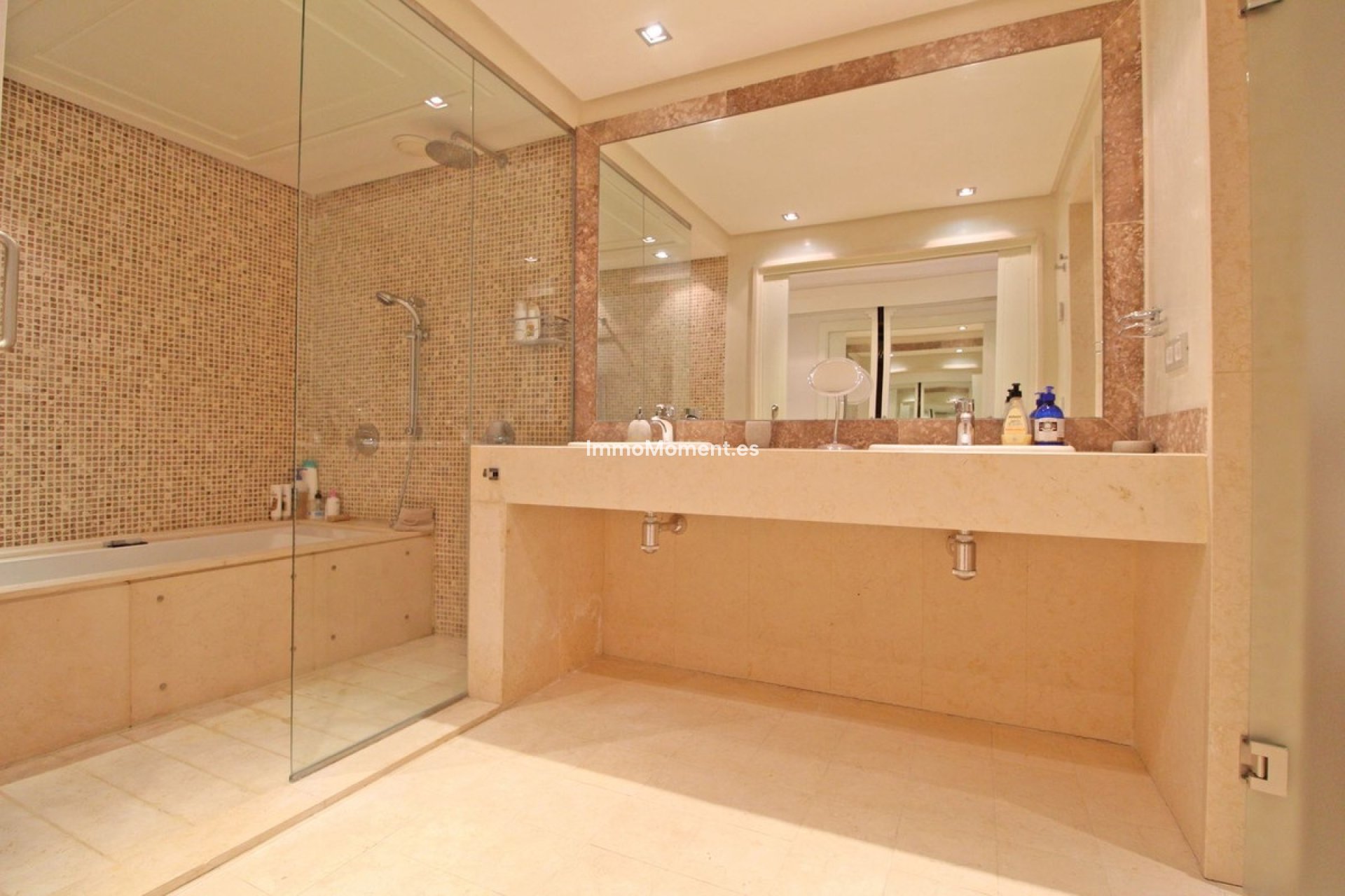 Wiederverkauf - Wohnung - Marbella - Guadalmina Baja