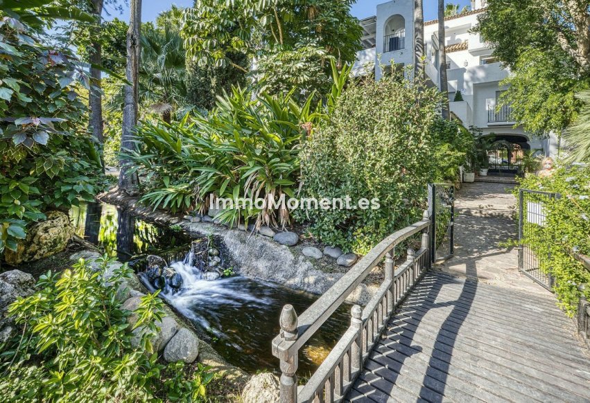 Wiederverkauf - Wohnung - Marbella - Guadalmina Baja