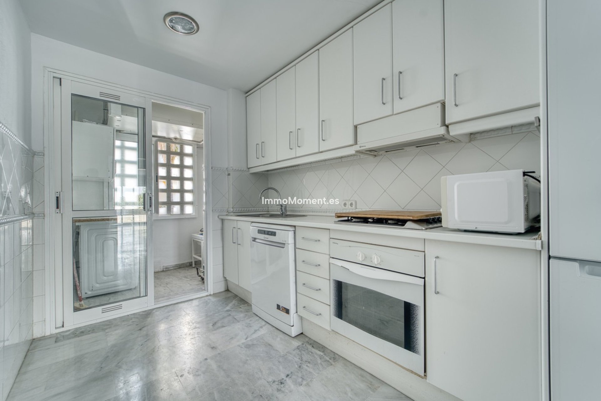 Wiederverkauf - Wohnung - Marbella - Guadalmina Baja